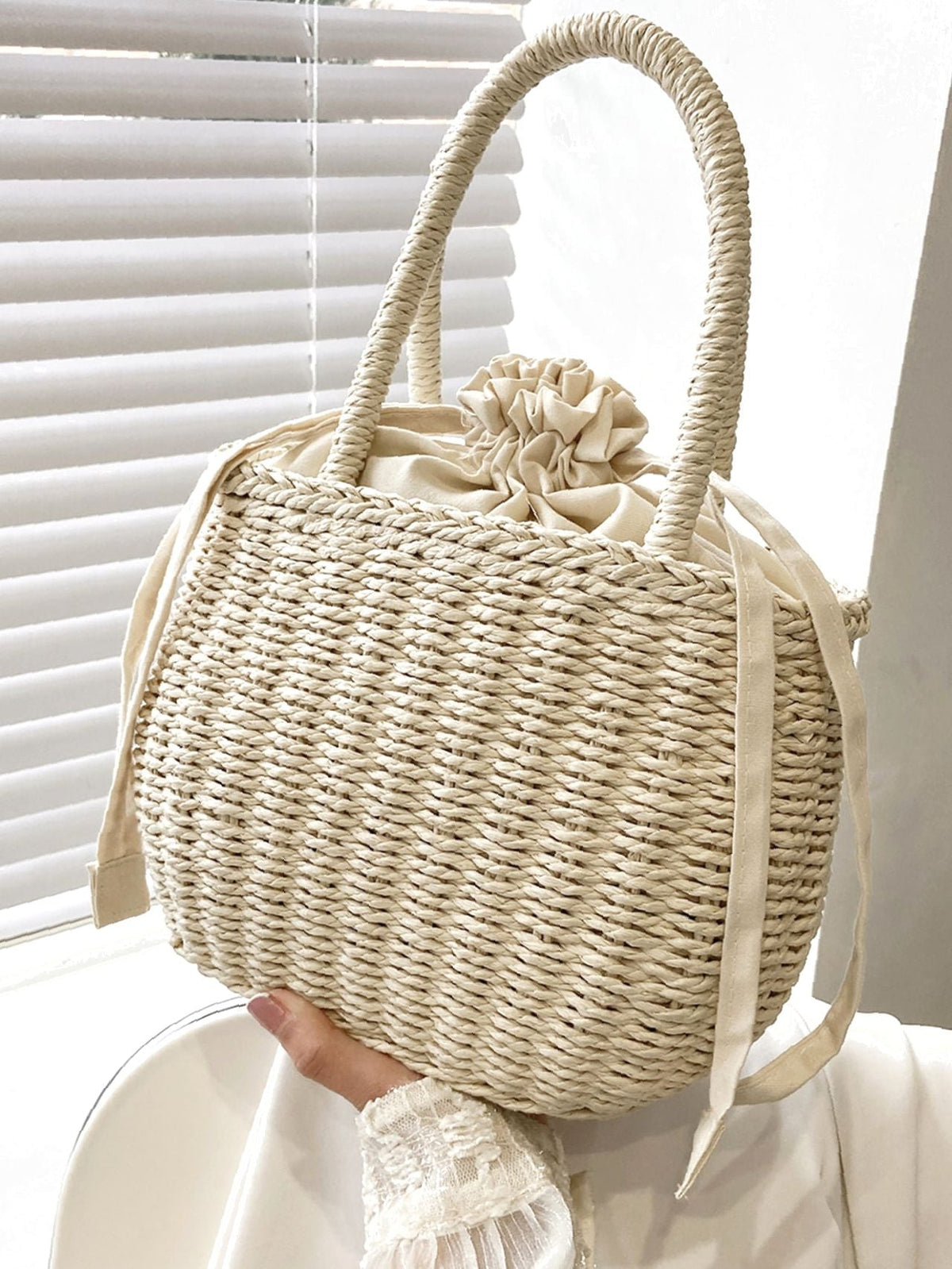 Soufree - Drawstring Design Straw Bag  - Women Tote Bags