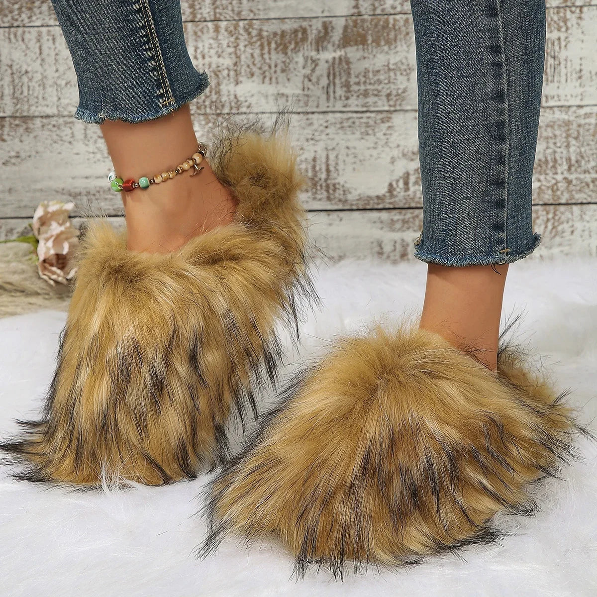 Soufree  -  Women's Winter Fuzzy Slippers Plus Size Woman Luxury Furry Faux Fur Slippers Plush Warm Home Cotton Shoes Indoor Fur Slides