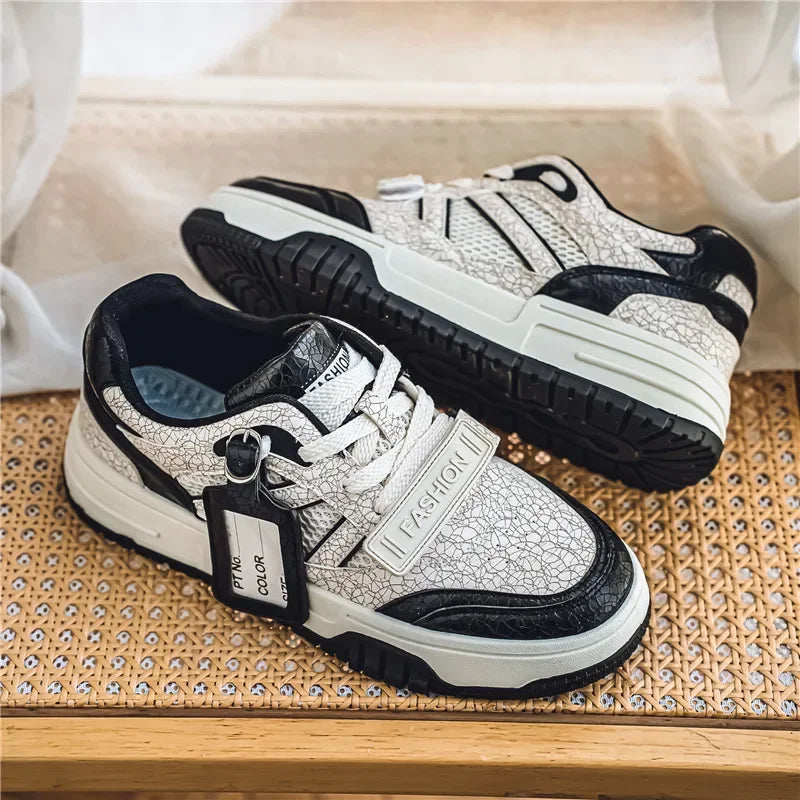 Soufree  -  Men's Personalized Shoe Upper Anti Slip Versatile Casual Sports Shoes with High-quality Design and Fashionable Board Shoes 39-44