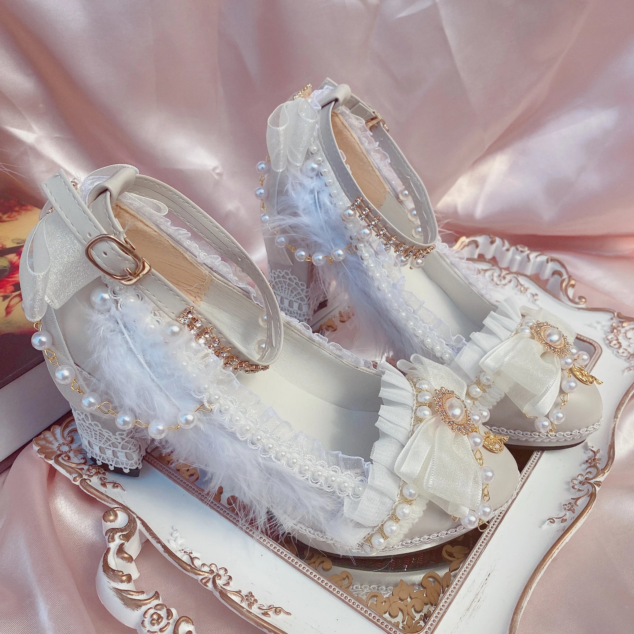 Soufree  -  Exquisite Girl Lolita Handmade Lo Shoes Bridal White Gold High Heels Sweet Women's Stage Performance Shoes Adult Gift