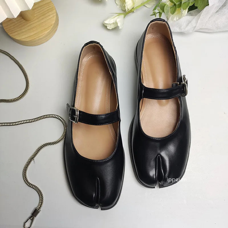 Soufree  -  Flats Split Toe Shoes Plus Size 42 Loafer Brown Shoes Black Leather Women  Mary Janes Tabis