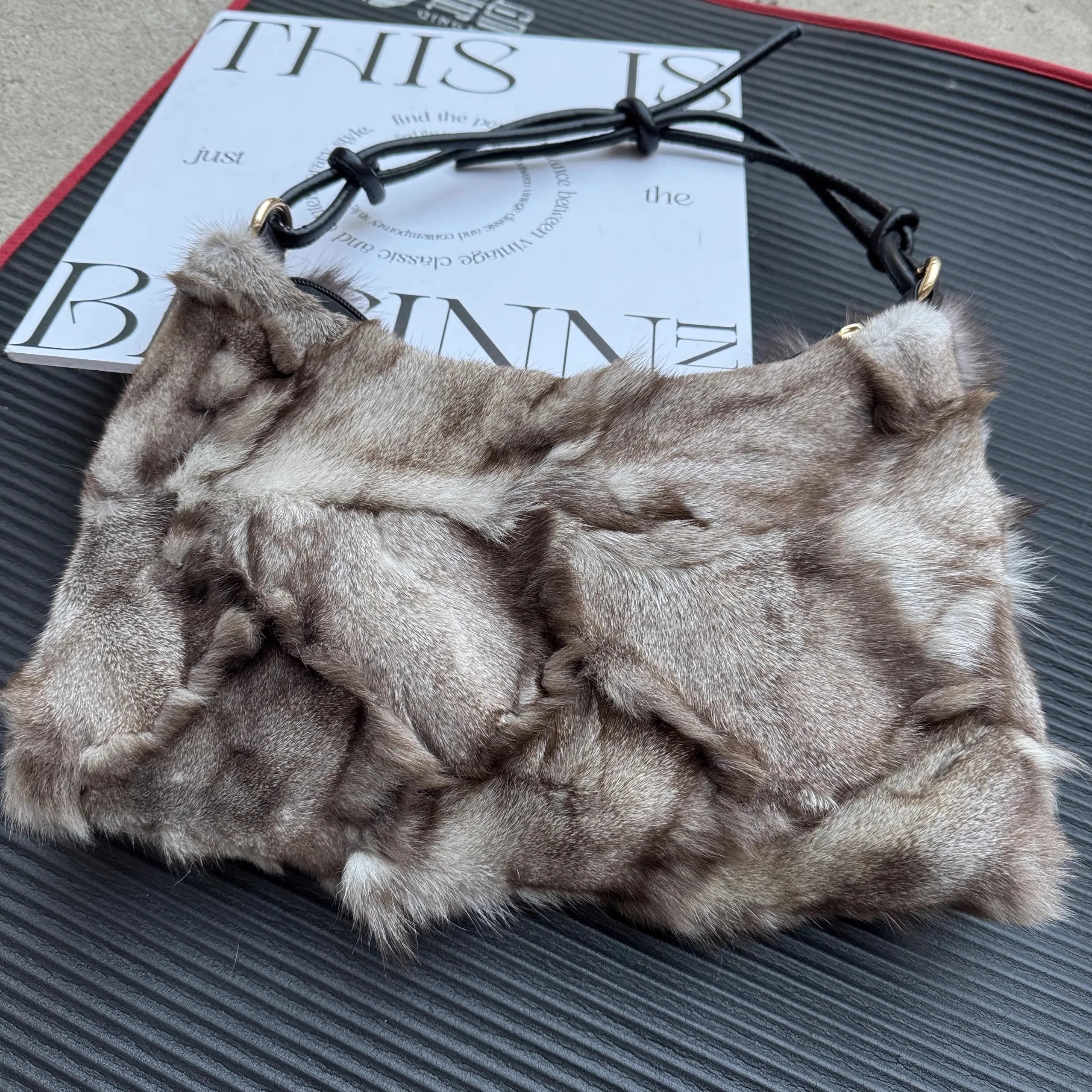 Soufree  -  Winter Fox Fur Bag Women's  Bag Fashion  Handbag Ladies Bags Purses Women Shoulder Bag Real Silver Fox Fur Messenger Bags