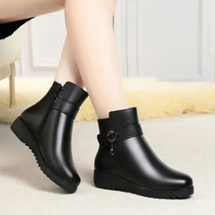 Soufree  -  unique shoes Mum Warm Cotton Shoes Women Winter Fleece Side Zip Thick Bottom Short Boots Leisure Round Head Flats Bota Inverno Feminina