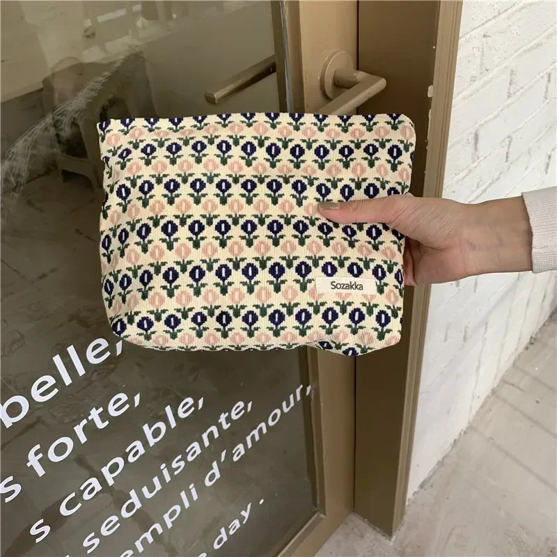 Soufree  -  New Fashoin Leopard Print Women's Cosmetic Bag Retro Flower Ladies Clutch Purse Travel Handbags Schoolgirl's Pencil Storage Bags