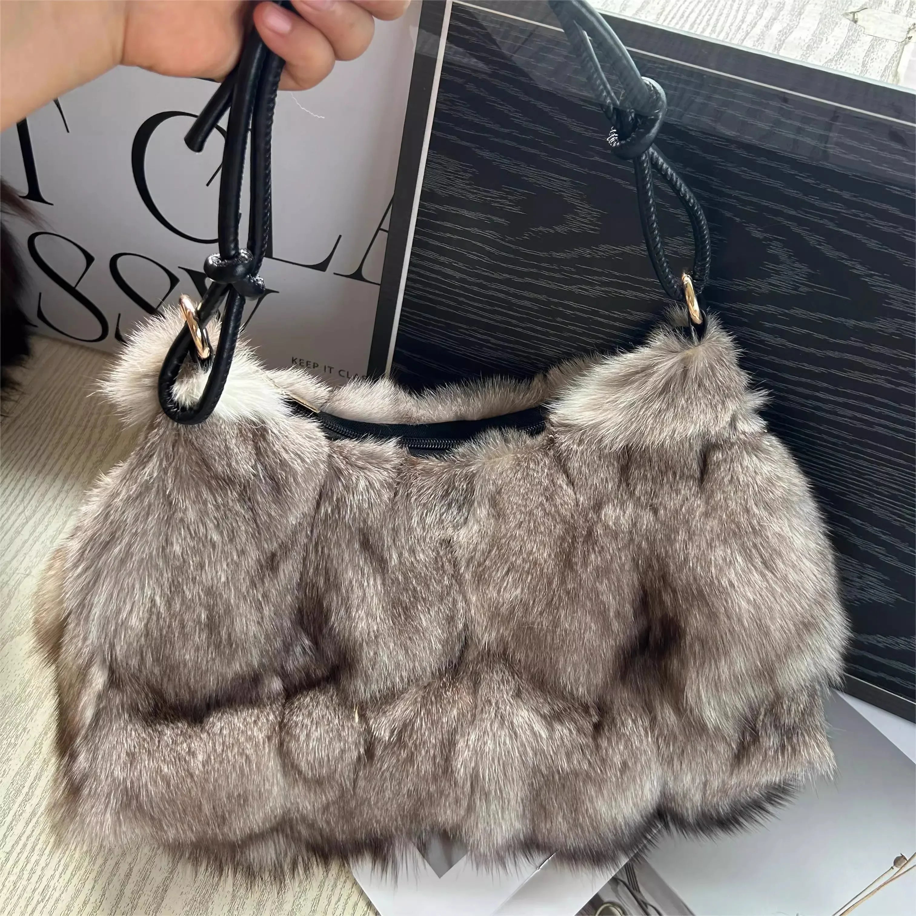 Soufree  -  Winter Fox Fur Bag Women's  Bag Fashion  Handbag Ladies Bags Purses Women Shoulder Bag Real Silver Fox Fur Messenger Bags