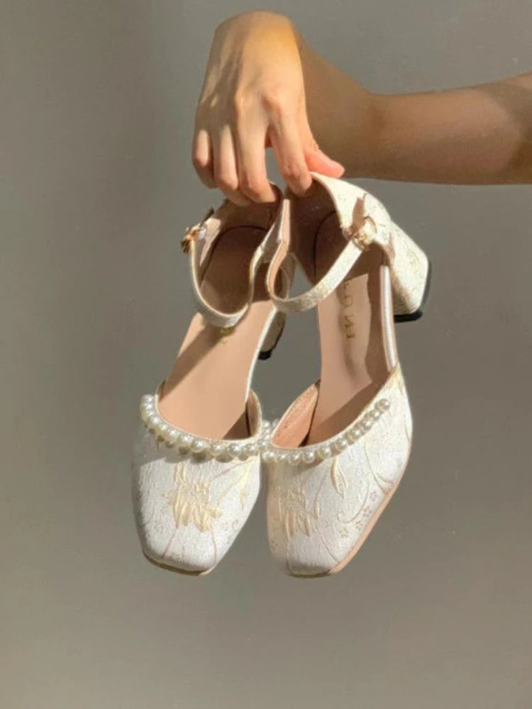 Soufree  -  White Elegant Mary Janes Shoes Women Pearl String Vintage Sweet Pumps Shoes Female Floral Print France Fairy Shoes Summer