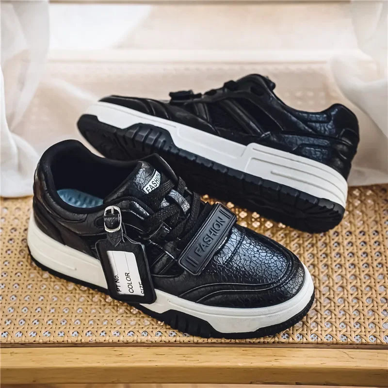 Soufree  -  Men's Personalized Shoe Upper Anti Slip Versatile Casual Sports Shoes with High-quality Design and Fashionable Board Shoes 39-44