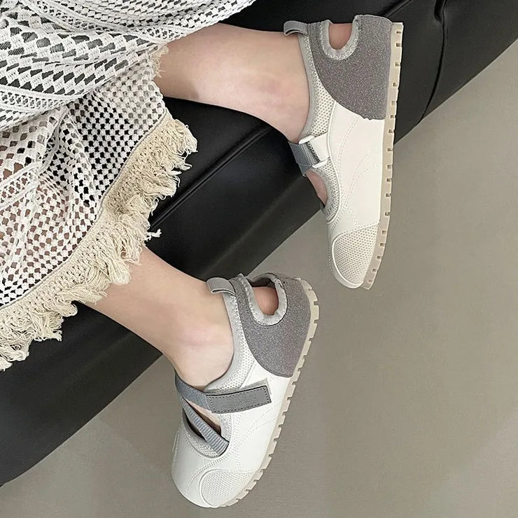 Soufree  -  Retro white French flat-soled women's shoes new summer light mouth round head versatile with skirt single shoes